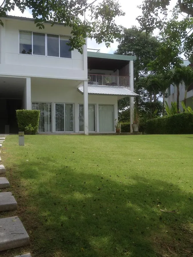 Grove Gardens Apartment Ban Bang La